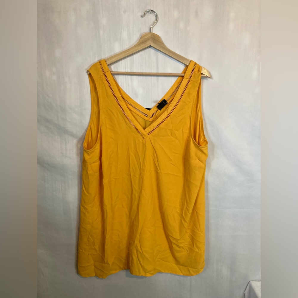 Torrid top